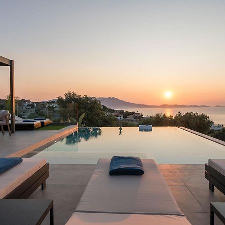 Villa Ekphrasis With Sea View And Jacuzzi Ravdhoúkha Esterno foto