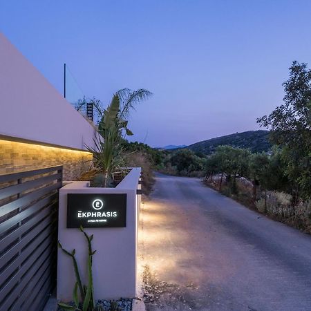 Villa Ekphrasis With Sea View And Jacuzzi Ravdhoúkha Esterno foto